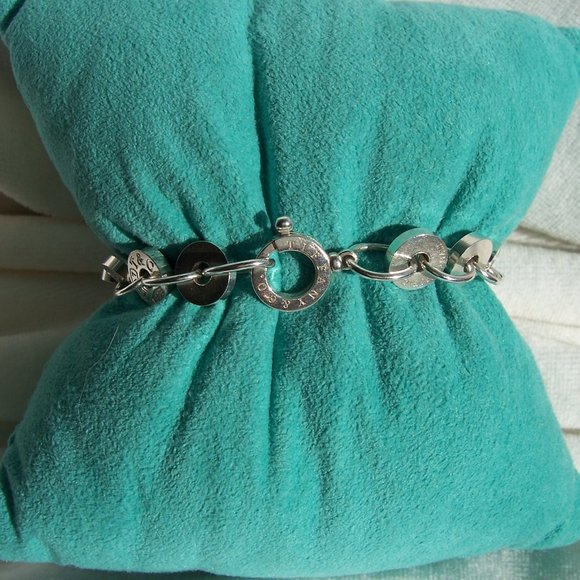 Tiffany & Co. Sterling Silver 1837® Circle Bracelet - Picture 4 of 7